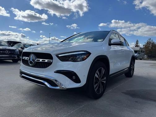 2025 Mercedes-Benz GLA 250 Base