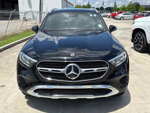 2025 Mercedes-Benz GLC 300 Base