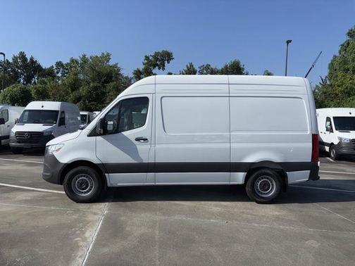 2025 Mercedes-Benz Sprinter 2500 Standard Roof