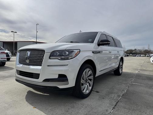2024 Lincoln Navigator L Reserve