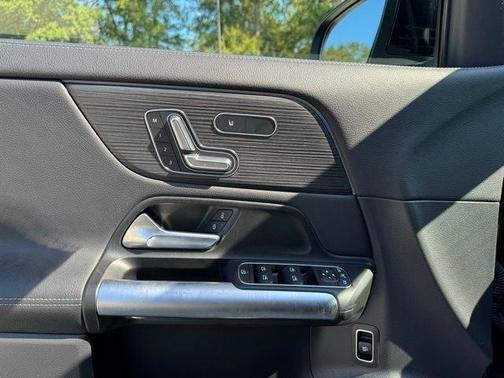 2025 Mercedes-Benz GLA 250 Base