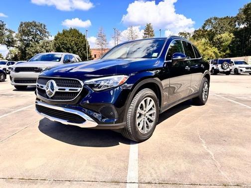 2025 Mercedes-Benz GLC 300 Base