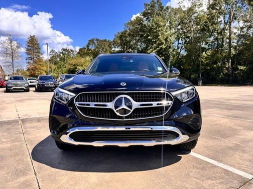 2025 Mercedes-Benz GLC 300 Base