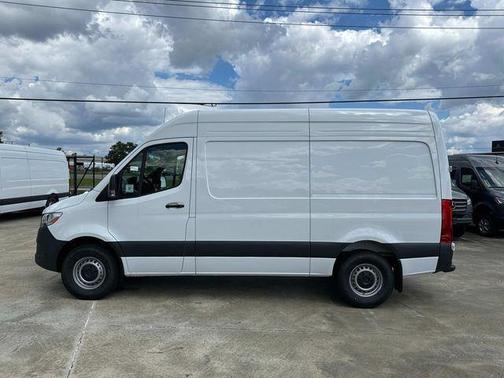 Arctic White 2025 Mercedes-Benz Sprinter 2500 Standard Roof