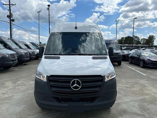 Arctic White 2025 Mercedes-Benz Sprinter 2500 Standard Roof
