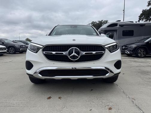 2025 Mercedes-Benz GLC 300 Base