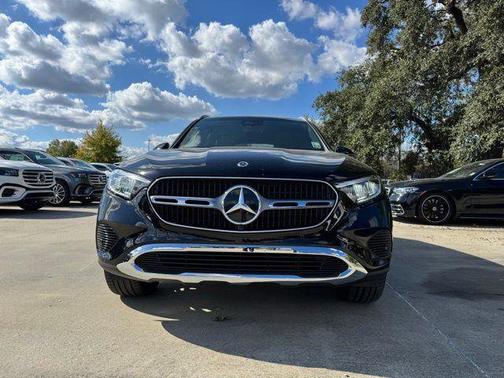 2025 Mercedes-Benz GLC 300 Base