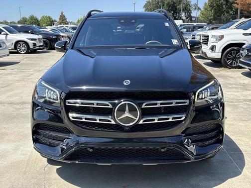2022 Mercedes-Benz GLS 450 4MATIC