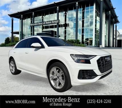 2023 Audi Q8 Premium