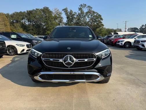 2025 Mercedes-Benz GLC 300 