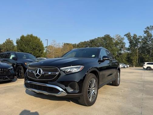 2025 Mercedes-Benz GLC 300 