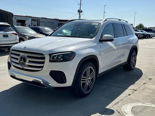 2024 Mercedes-Benz GLS 450 4MATIC
