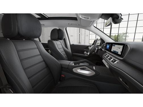 Polar White 2026 Mercedes-Benz GLS 450 4MATIC