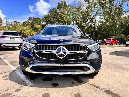 2025 Mercedes-Benz GLC 300 Base