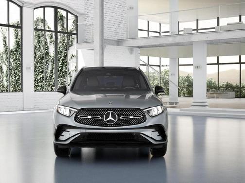 Cirrus Silver Metallic 2026 Mercedes-Benz GLC 300 Base