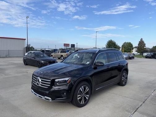 2025 Mercedes-Benz GLB 250 