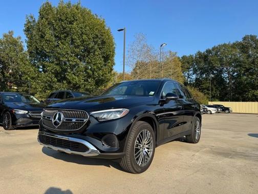2025 Mercedes-Benz GLC 300 
