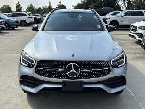 2022 Mercedes-Benz GLC 300 