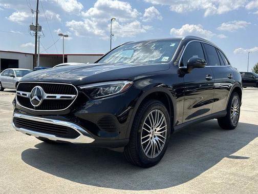 2025 Mercedes-Benz GLC 300 