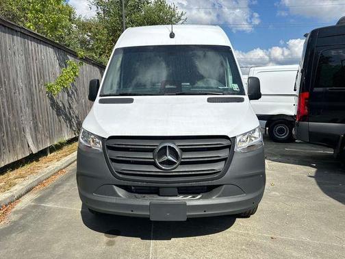 2025 Mercedes-Benz Sprinter 2500 Standard Roof