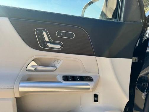 2025 Mercedes-Benz GLA 250 Base