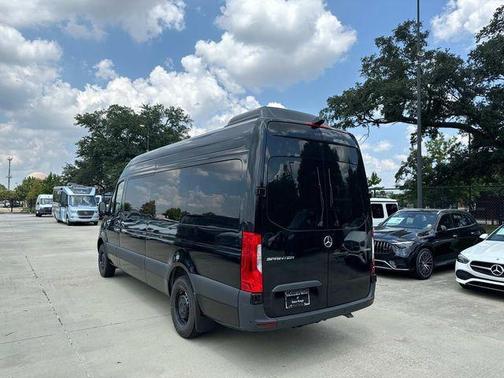 2024 Mercedes-Benz Sprinter 2500 High Roof