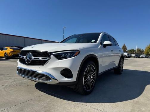 2025 Mercedes-Benz GLC 300 Base