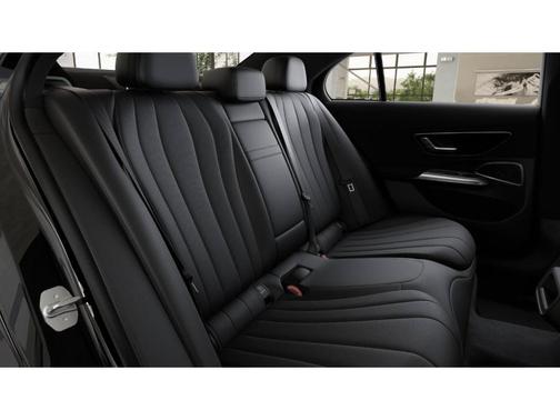 Obsidian Black Metallic 2027 Mercedes-Benz E-Class 350