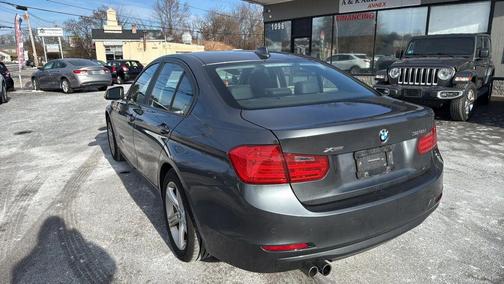 2014 BMW 328 328i xDrive Sedan 4D