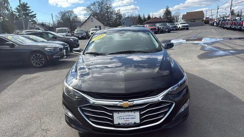 Mosaic Black Metallic 2019 Chevrolet Malibu LT