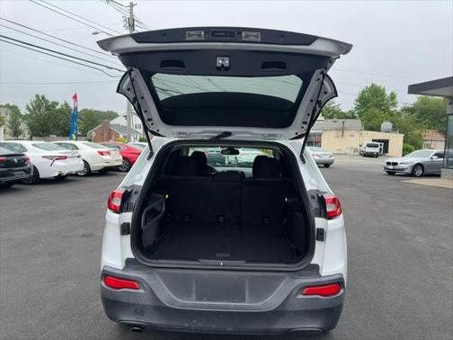 2014 Jeep Cherokee Sport