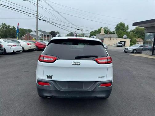 2014 Jeep Cherokee Sport