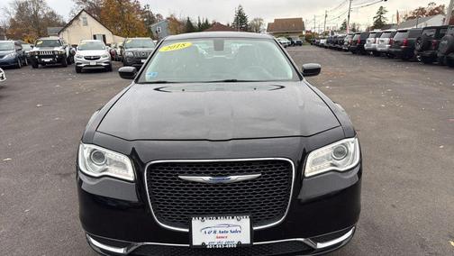 2018 Chrysler 300 Touring