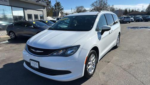 2020 Chrysler Voyager LXI