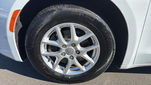 2020 Chrysler Voyager LXI