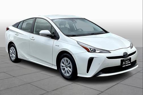 2020 Toyota Prius LE