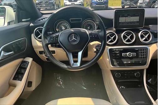 2014 Mercedes-Benz CLA-Class Base