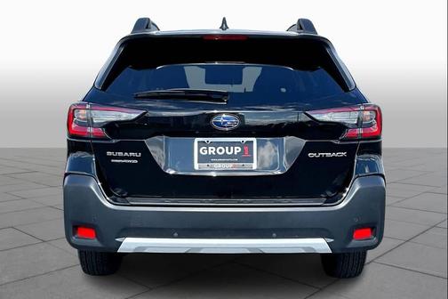 Crystal Black Silica 2023 Subaru Outback Limited