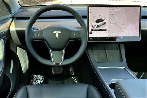 2025 Tesla Model Y Long Range Dual Motor Rear-Wheel Drive