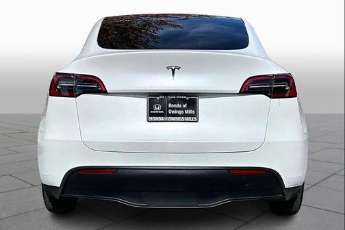 2025 Tesla Model Y Long Range Dual Motor Rear-Wheel Drive