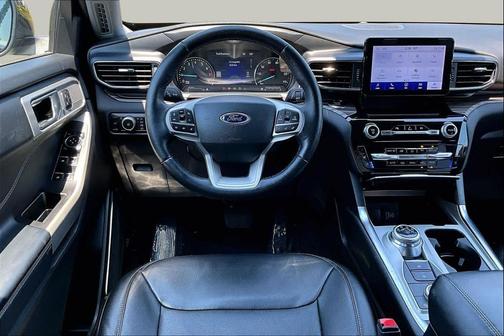 AGATE BLACK METALLIC 2023 Ford Explorer Limited