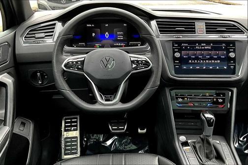 2024 Volkswagen Tiguan 2.0T SE R-Line Black 4MOTION