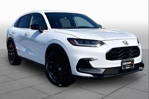Platinum White Pearl 2023 Honda HR-V AWD Sport