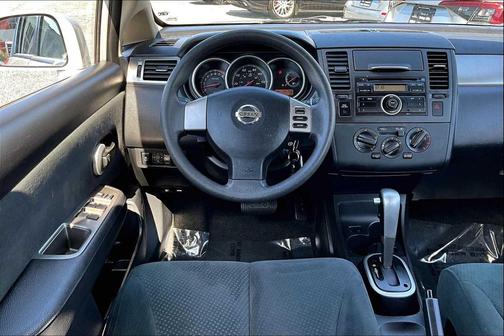 2012 Nissan Versa 1.8 S