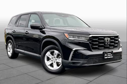 2023 Honda Pilot AWD LX