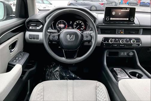 2023 Honda Pilot AWD LX