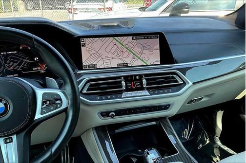 2022 BMW X5 M50i