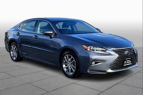 2016 Lexus ES 300h Base