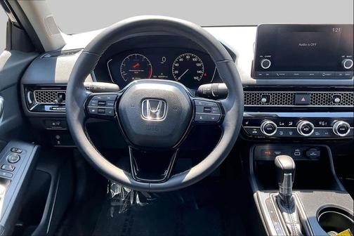Crystal Black Pearl 2024 Honda HR-V LX