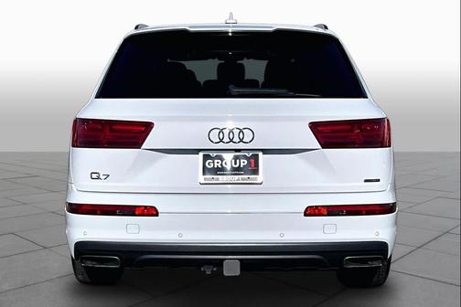 Glacier White Metallic 2019 Audi Q7 55 Prestige